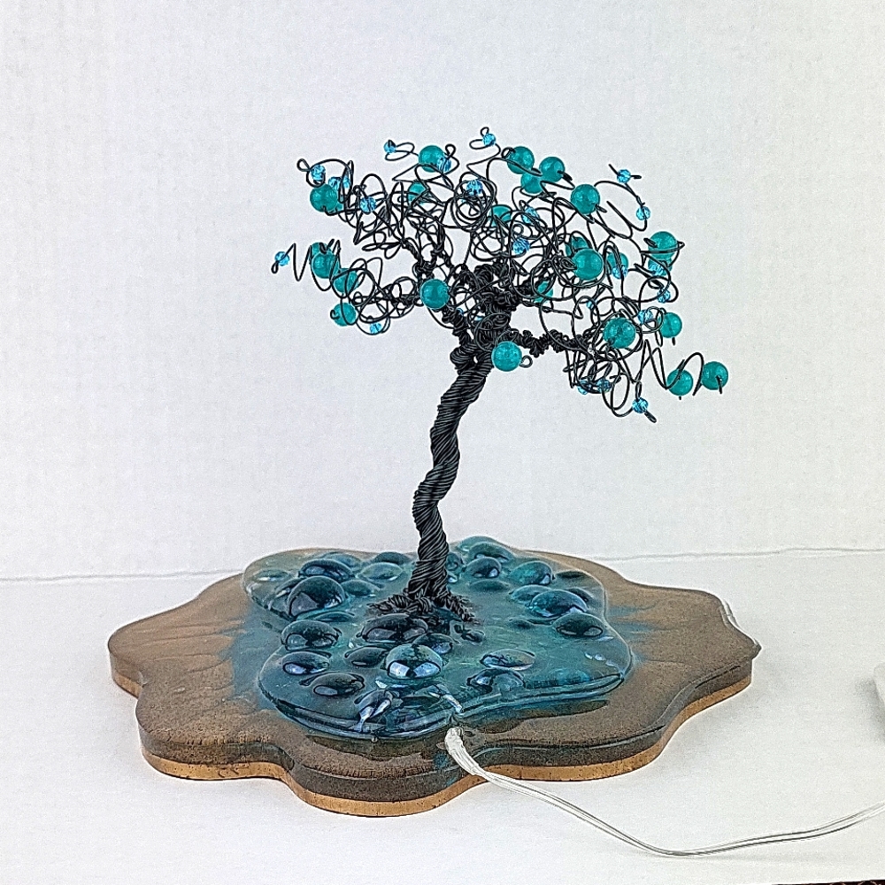 Hanna's SunTrees wire art trees. - Picture 4 of 8